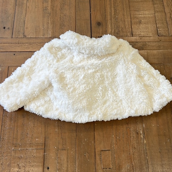 Jamie and jack white faux fur jacket - Picture 6 of 6